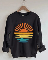 Women's Plus Size Retro Sunset Rays Wavy Sweatshirt