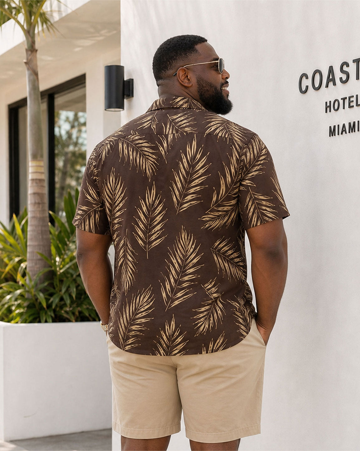 Big & Tall Men's Hawaiian Holiday Casual Leaf Quartet Continuous Printed Short Sleeve Button-Up Shirt