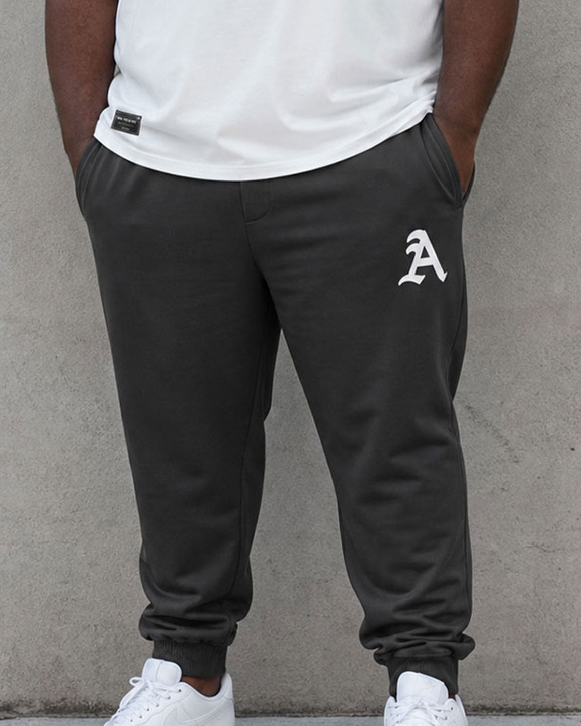Big & Tall Men's White & Black Matching Simple Chest Letter Printed Short-sleeved T-shirt Sports Pants Set