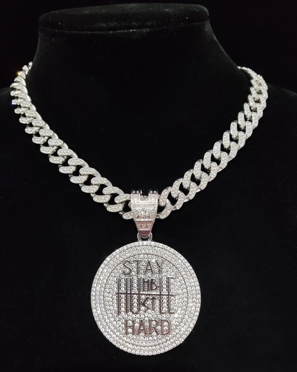 Big & Tall Men's 1 Piece Fashion Rhinestone Decorated Round Pendant Initial