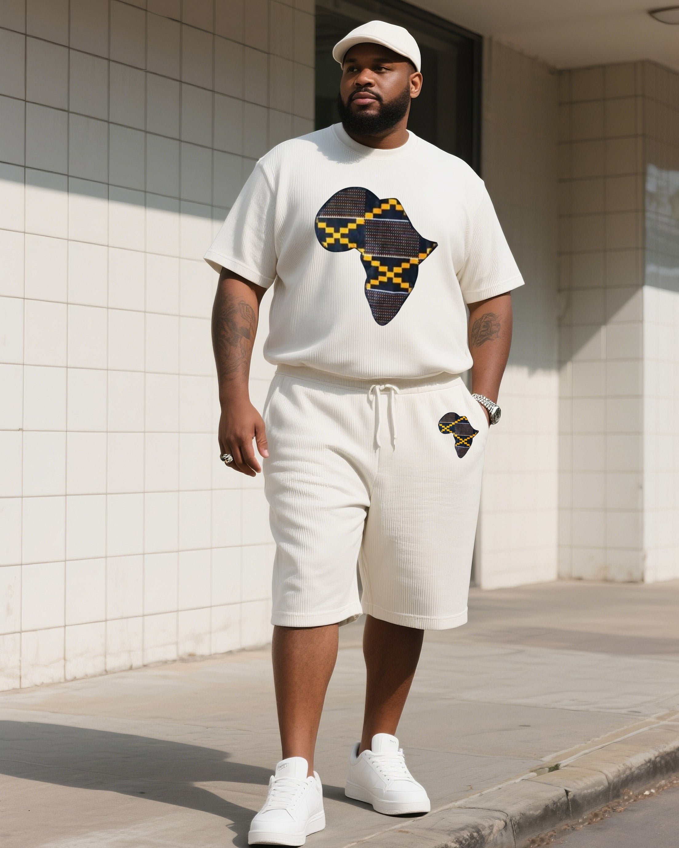 Men's Plus Size Beige Creative African Print T-Shirt Shorts Suit