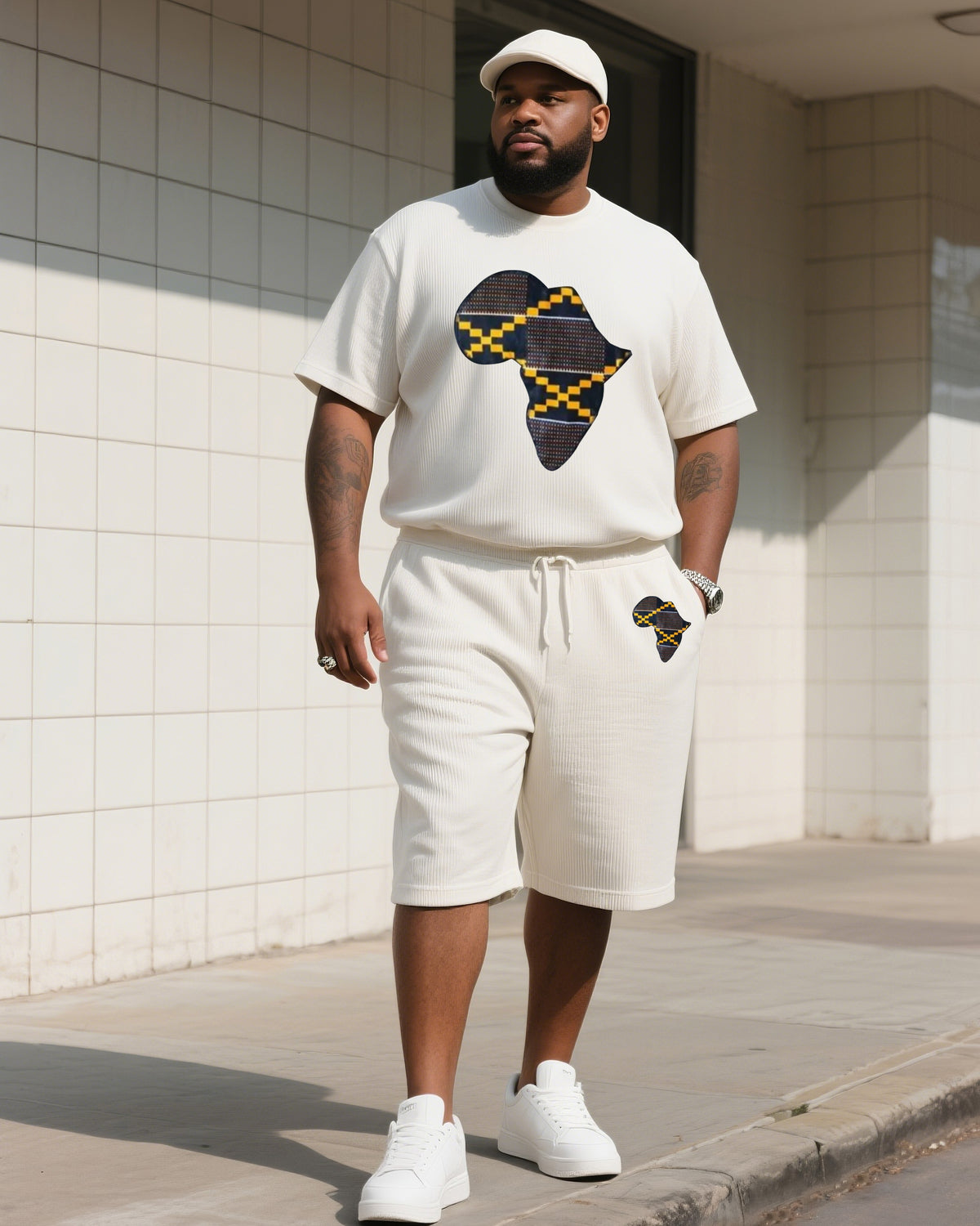 Men's Plus Size Beige Creative African Print T-Shirt Shorts Suit