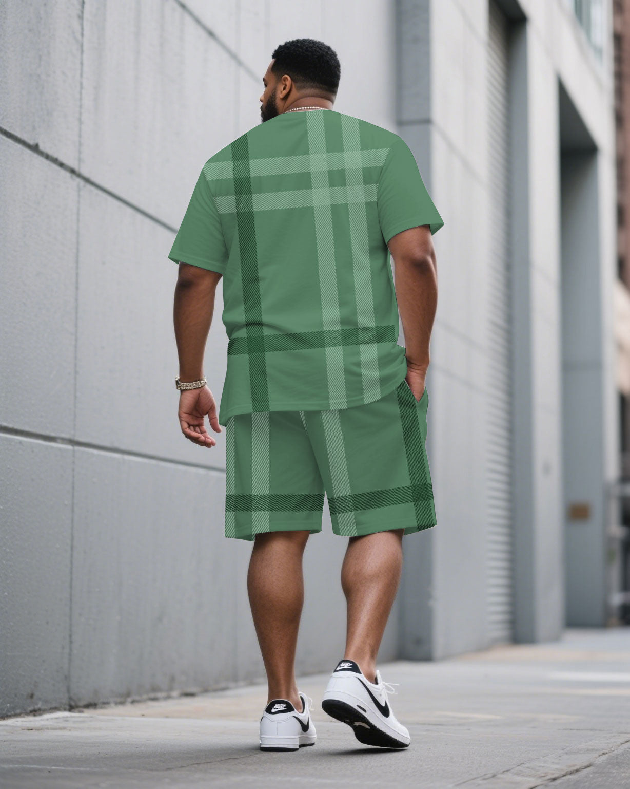Men's Plus Size Green Large Plaid Jacquard Fabric Round Neck Short Sleeve T-Shirt Shorts Suit