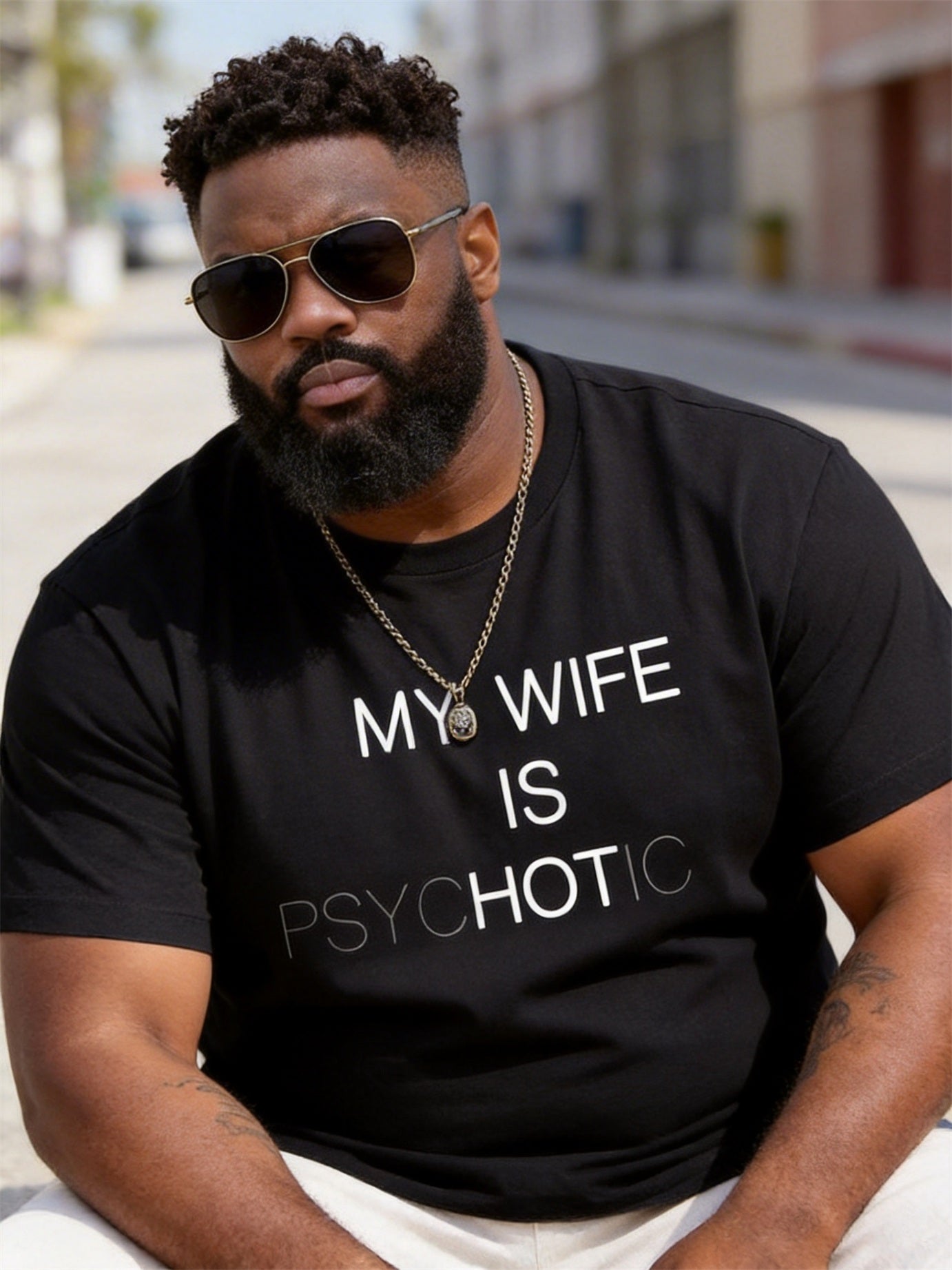 Big & Tall Men's "MY WIFE IS PSYCHOTIC" Printed Round Neck Short Sleeve T-Shirt