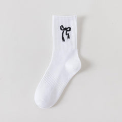 5 Pairs/10 Pairs Men/Women Solid Color Ankle Socks,  Black & White, Versatile Crew Socks For All Seasons, Fall