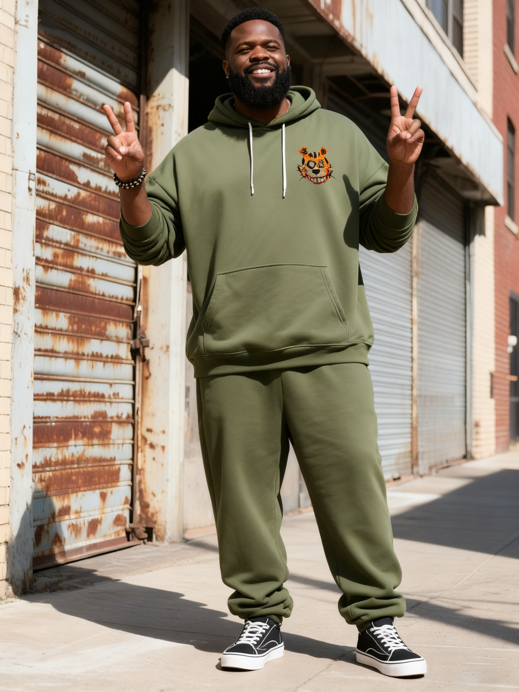 Big & Tall Men's Army Green Bear Graffiti Alphabet Print Hoodie Set