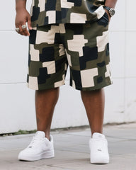 Big Man's Daily Leisure Outdoor Activities Irregular Puzzle Creative Camouflage Short Sleeve Shirt Shorts Suit