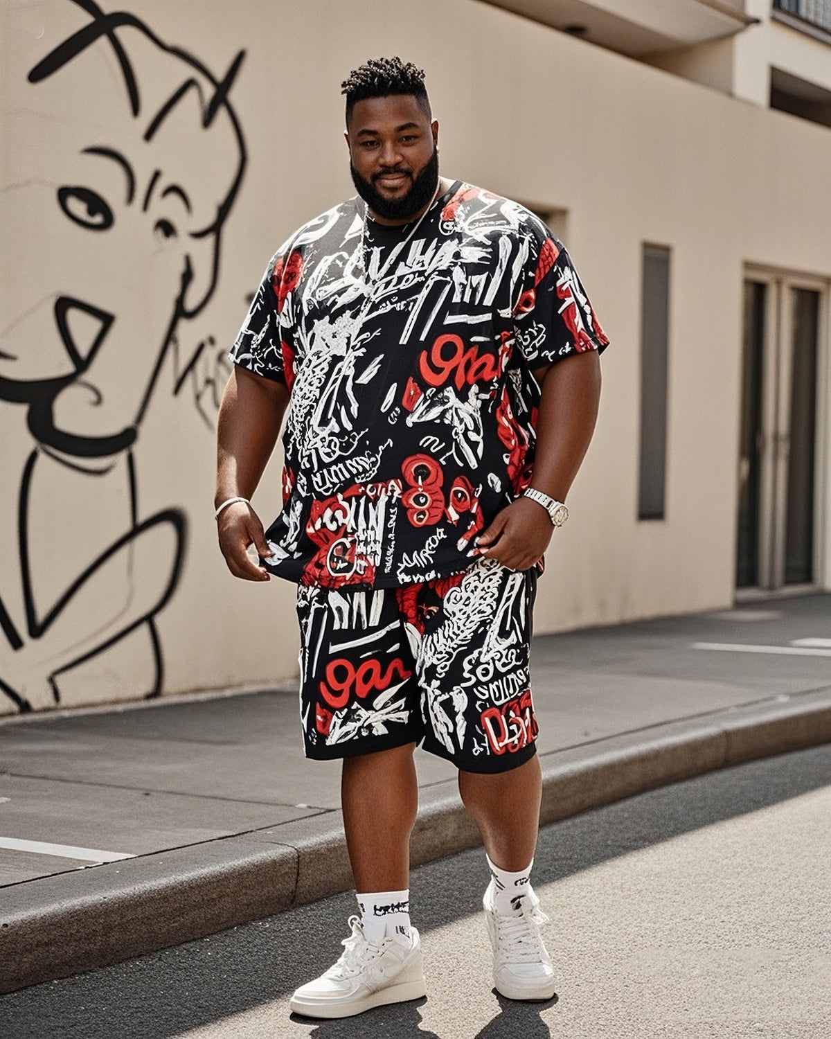 Plus Size Men's Creative Graffiti English Printed T-shirt Shorts Suit