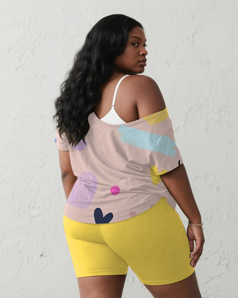 Women's Plus Size Pink Smiley Graffiti Print Short Sleeve Shorts Suit