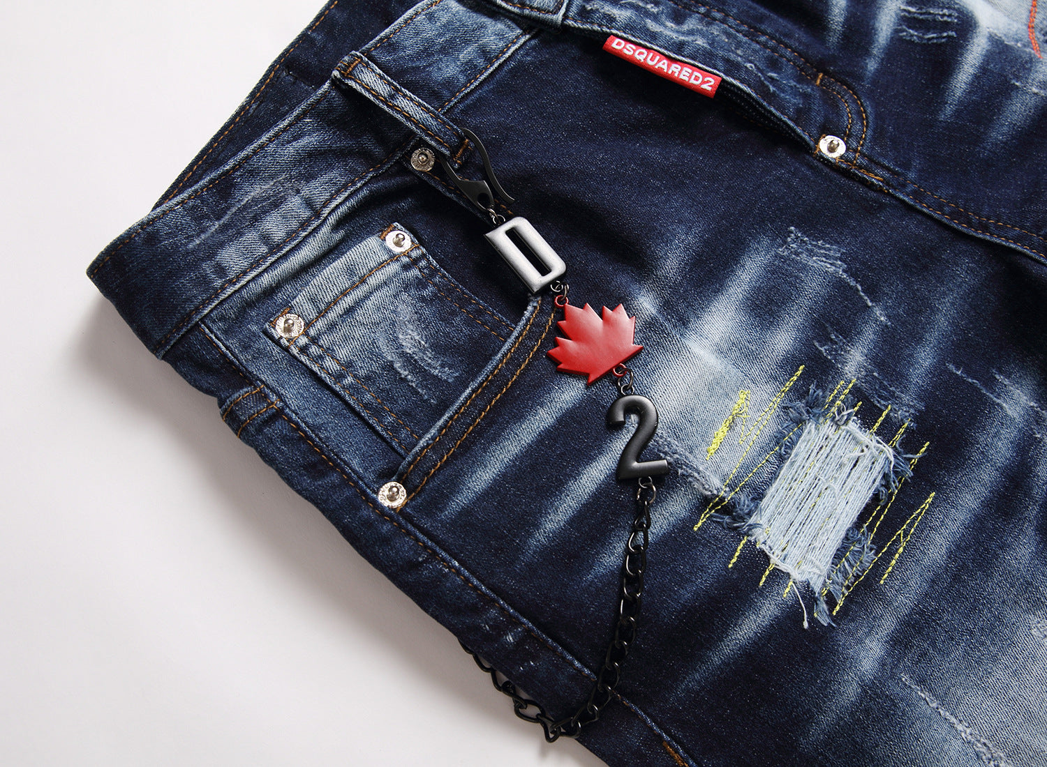Men's Hole Feature Fashion Trendy Street Shooting Blue Jeans