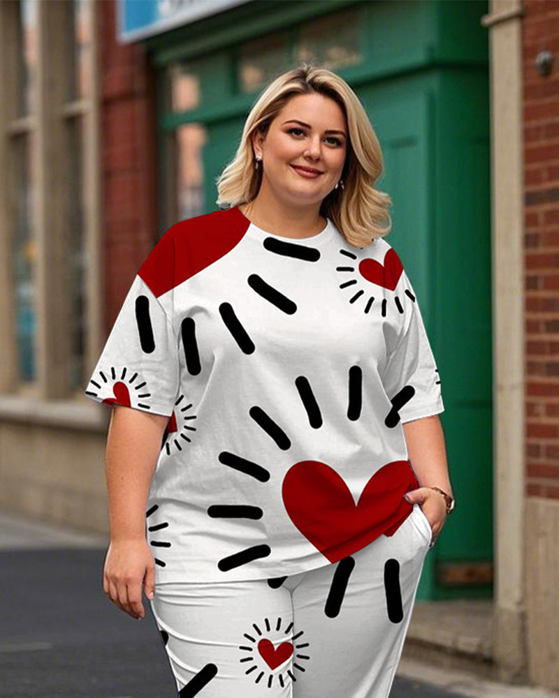 Women's Plus Size Graffiti Heart Print T-Shirt and Print Trousers Suit