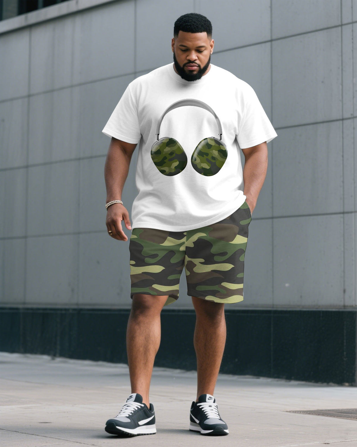 Men's Plus Size White & Green Camouflage Headphones Fashion Round Neck Short Sleeve T-shirt Shorts Suit